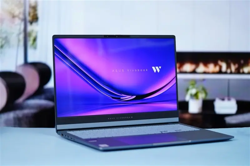 华硕无畏Pro15 (酷睿Ultra5-125H 32G 1T 2.8K OLED)15.6英寸笔记本电脑